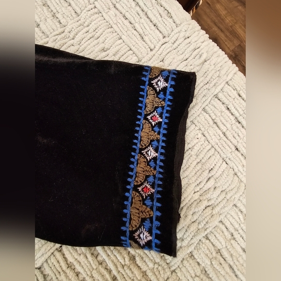 NWT Paparazzi Size XL V Neck Embroidered Long Sleeve Sweater Top Boho Western - Picture 10 of 13